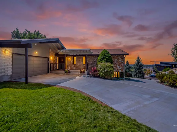 1113 E Santa Maria Dr, Boise, ID 83712