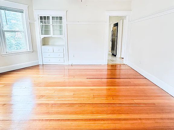 2nd image of 114 Sycamore St #2