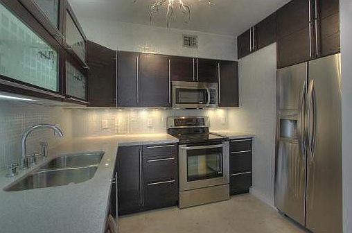 5th image of 900 Bay Dr APT 723
