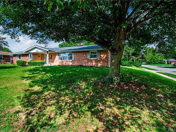 5th image of 1309 Redbud Dr