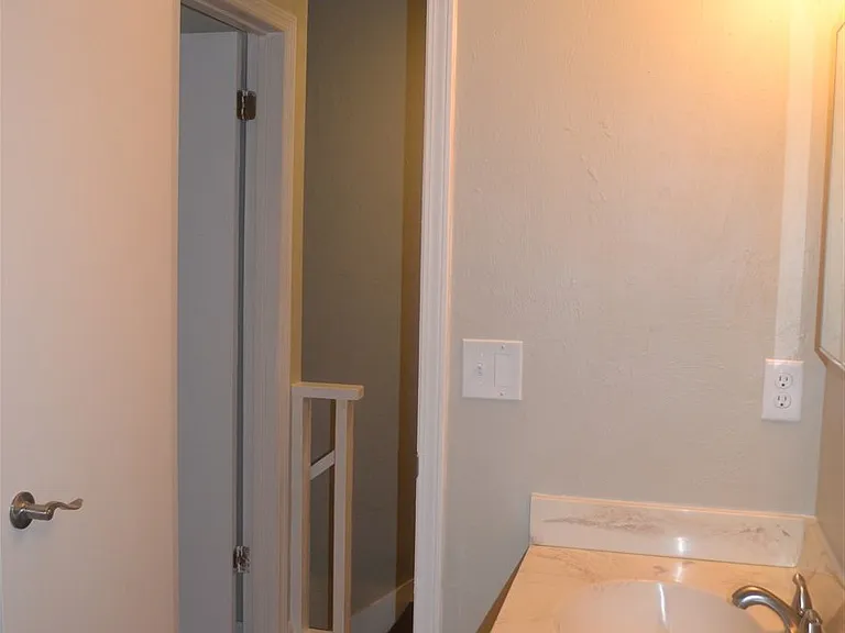 1290 High Rd — Photo 27