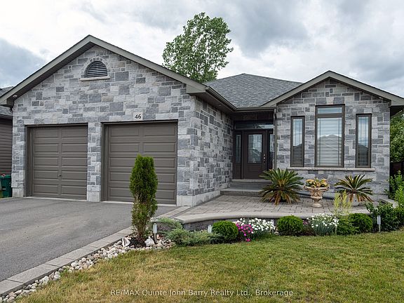 2nd image of 46 Birchmount St