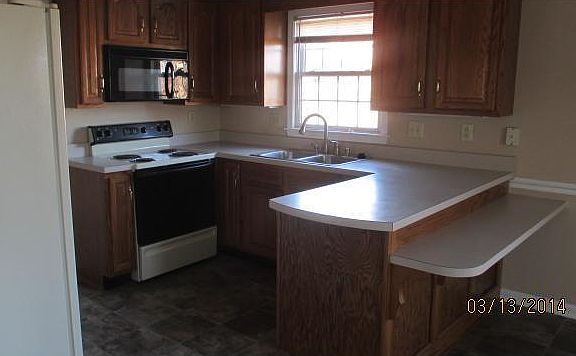 3rd image of 1111 Thornberry Dr