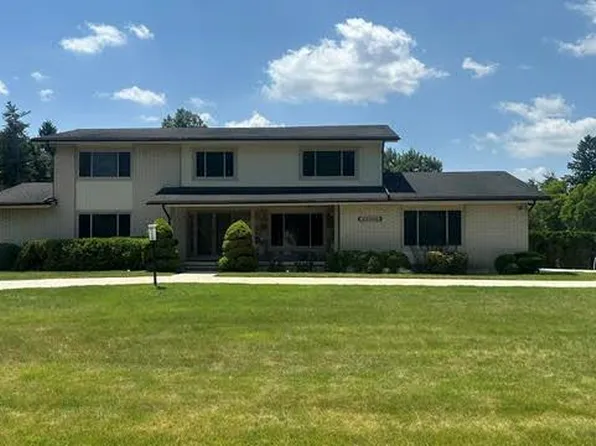 23345 Thorncliffe St, Southfield, MI 48033