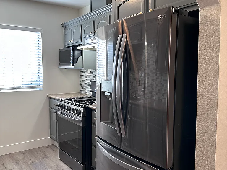 617 N Garfield Ave #2 — Photo 12