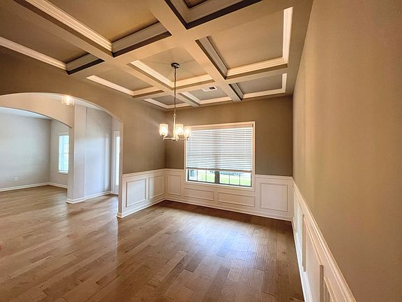 3rd image of 3048 Wynn Way