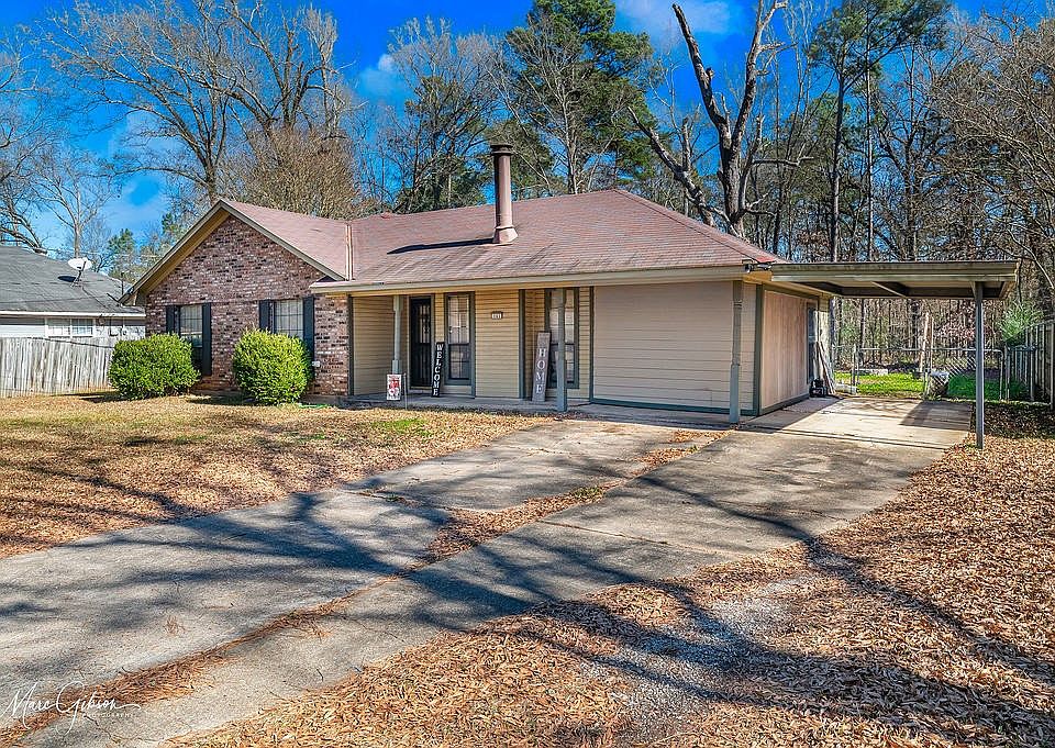 1st image of 843 Eds Blvd
