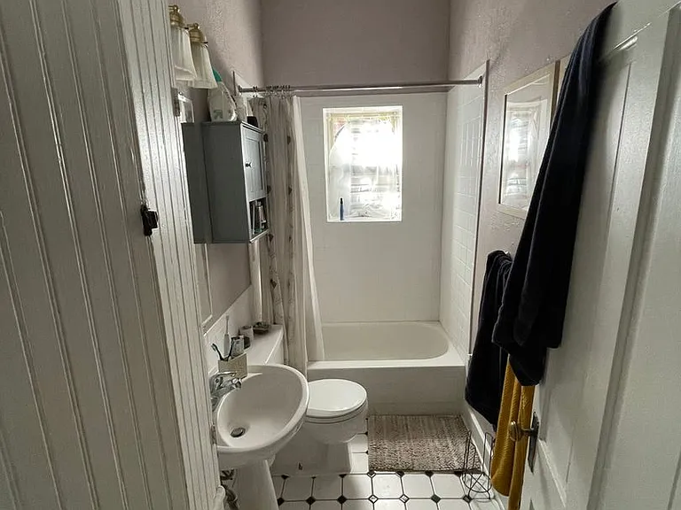 156 S Lincoln St — Photo 15
