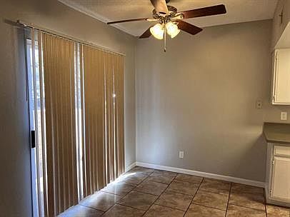3rd image of 2762 Eldora Cir #A