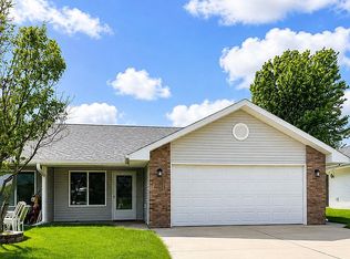 1100 Jonathan Cir, Norfolk, NE 68701