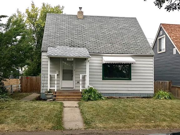 3rd image of 9842 72nd Ave NW