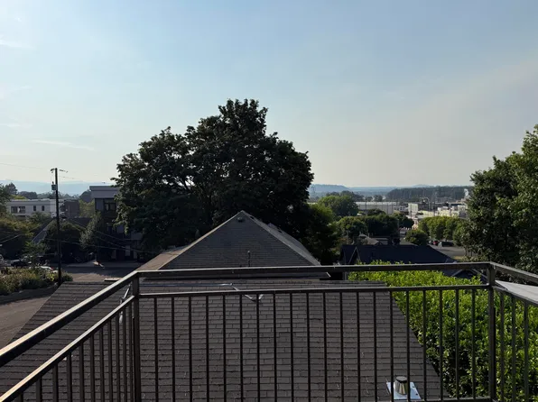 727 - Duplex, 727 NE Birch St #727, Camas, WA 98607