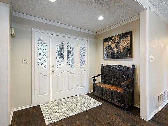 5th image of 2509 Willowdale Dr