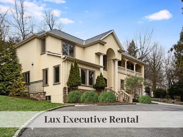 230 Hillcrest Rd, Ridgewood, NJ 07450