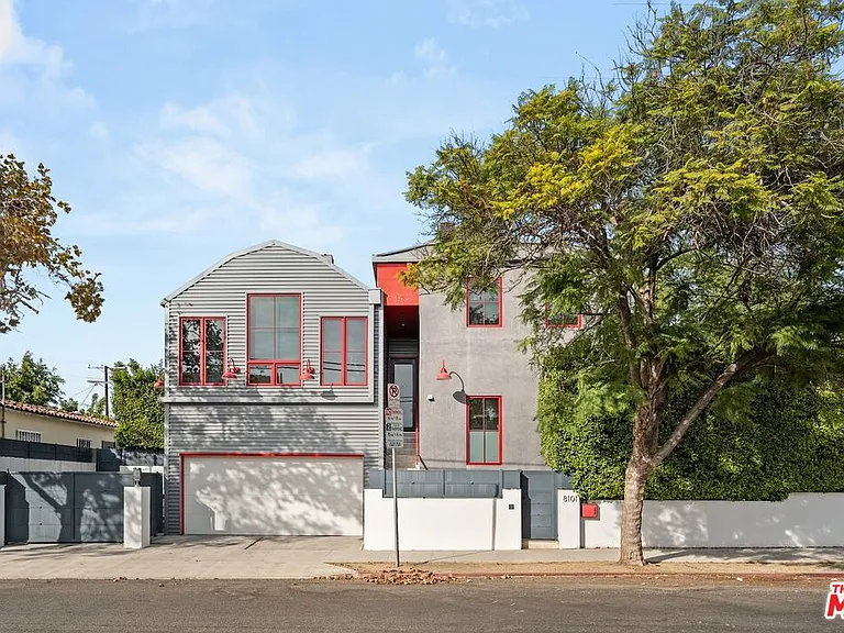 601 N Crescent Heights Blvd — Photo 3
