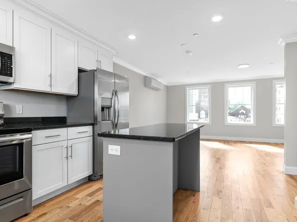 Third and Central Place