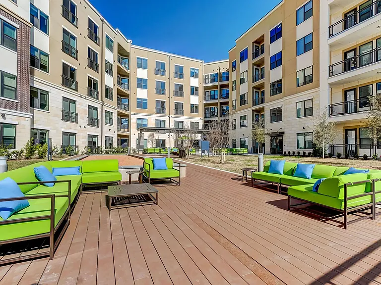 Outdoor Lounge