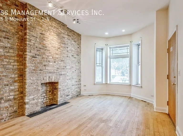 1418 N Mohawk St #1 — Photo 3