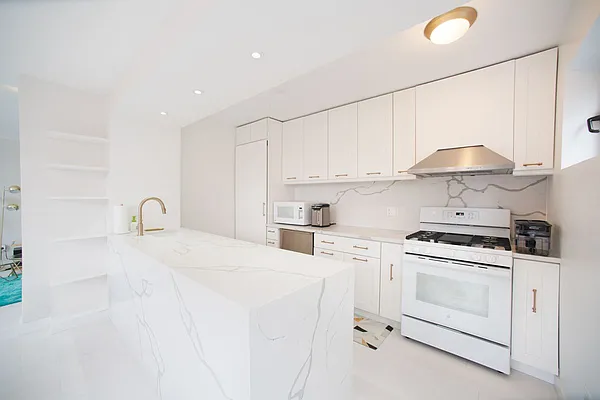 Rented by Home Ambassadors | media 21