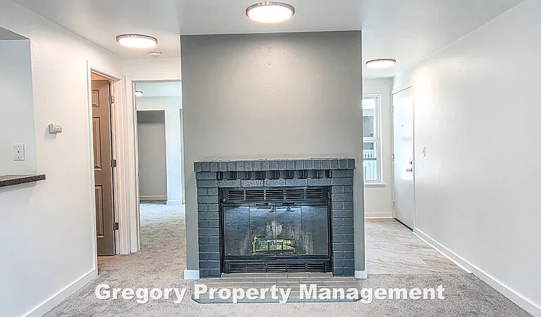 6700 NE 182nd St #B302 — Photo 9