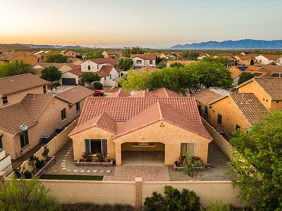 4th image of 739 W Camino Tunera