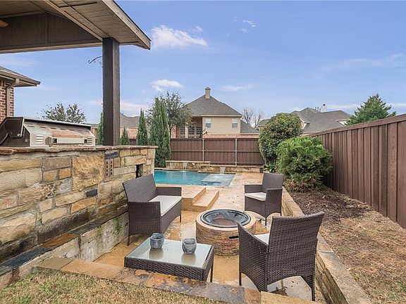 4th image of 7813 Chapel View Dr