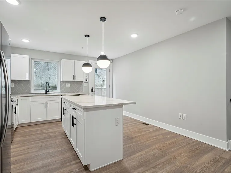 1511 N 17th St #1R — Photo 12