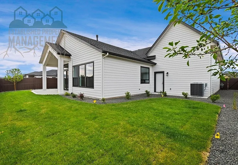 10642 W Lothbury Dr — Photo 42