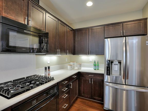 4th image of 1601 Murasky Pl