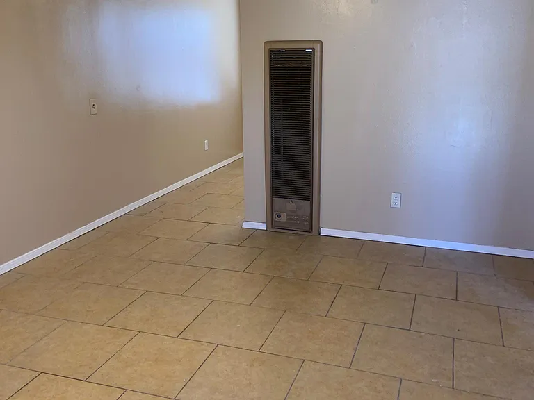255 W Madrid Ave #3 — Photo 7