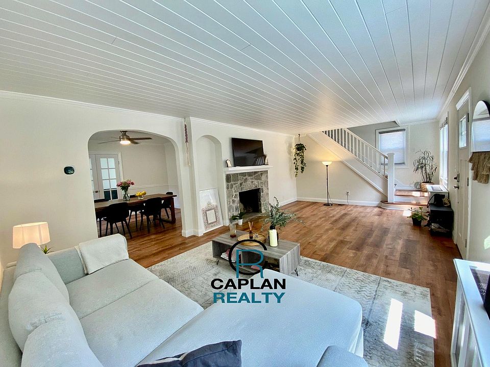 1st image of 609 Fountain St