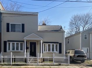 388-390 S 8th St, Newark, NJ 07103