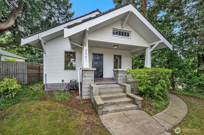 2nd image of 3551 SW 99th Street