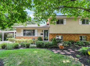 542 Illinois Ct, Westerville, OH 43081