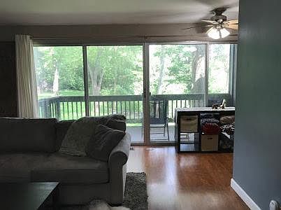 2nd image of 5507 Lakeside Dr