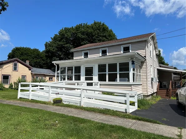 2669 Washington St, Weedsport, NY 13166