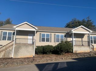 27 Spicewood Rd #A, Weaverville, NC 28787