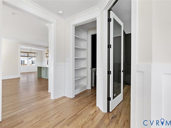 4th image of 15007 Duckett Pl