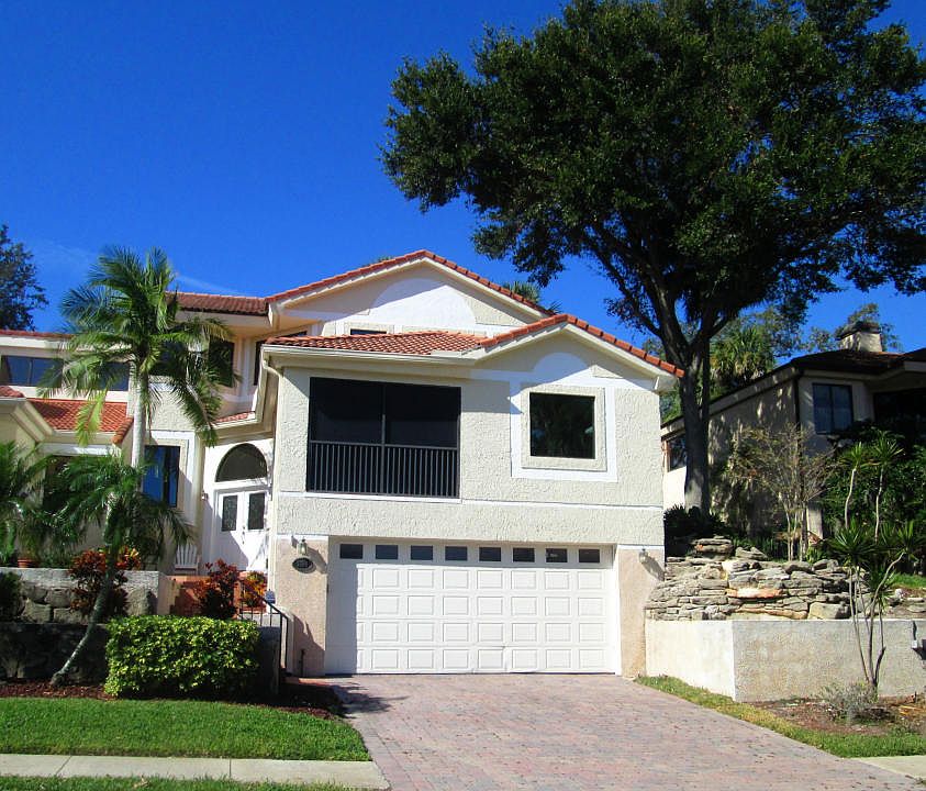 1st image of 3688 Muirfield Dr