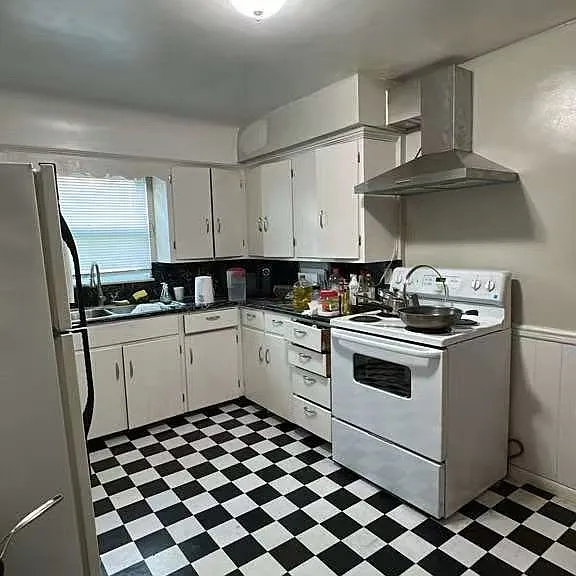 2646 Calverton Rd — Photo 18