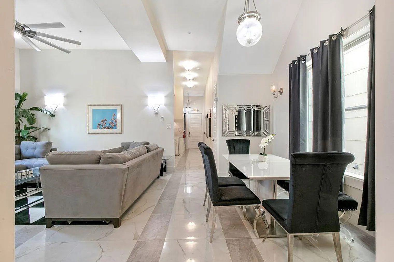 3 bed, 2.0 bath, 1399 sqft, $4,470 — Photo 3