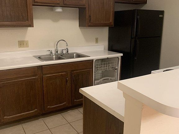 5th image of 8139 Ceberry Dr #B