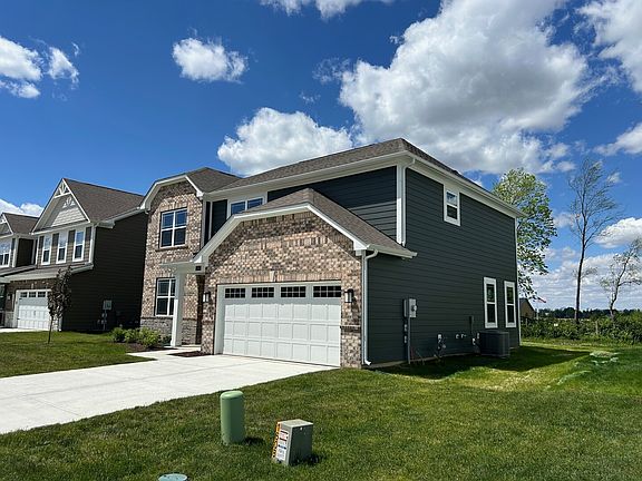 2nd image of 1834 Orchard Dr