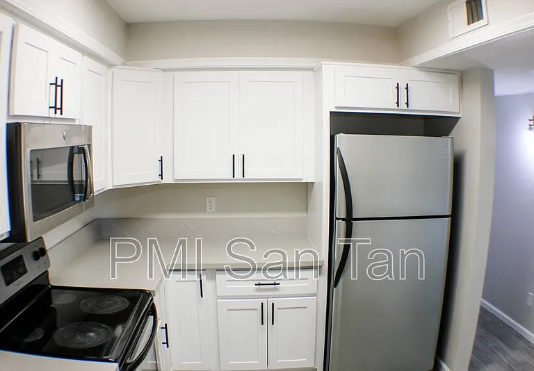 821 S Casitas Dr #A — Photo 6