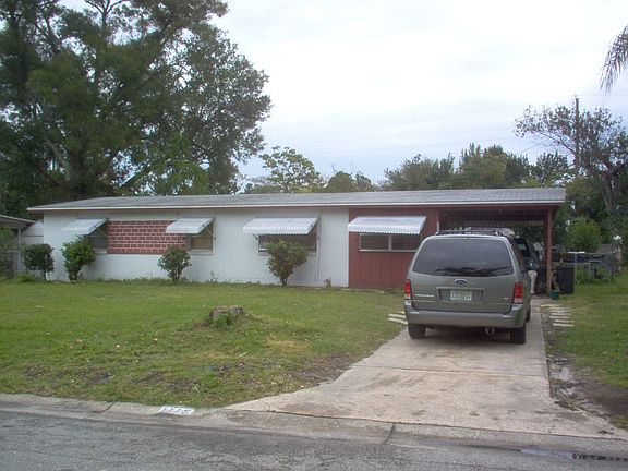 2nd image of 1115 Narcissus Ln