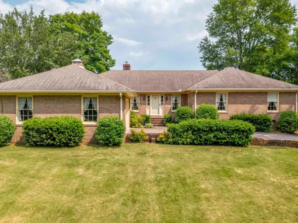 1021 Bellevue Dr, Gadsden, AL 35904