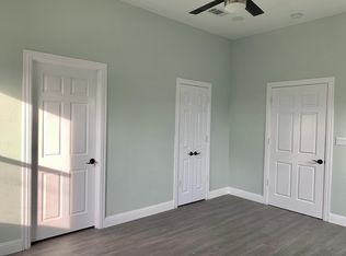 816 S Pearl St, Trenton, TX 75490