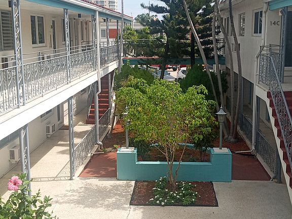 4th image of 7300 Byron Ave APT 18