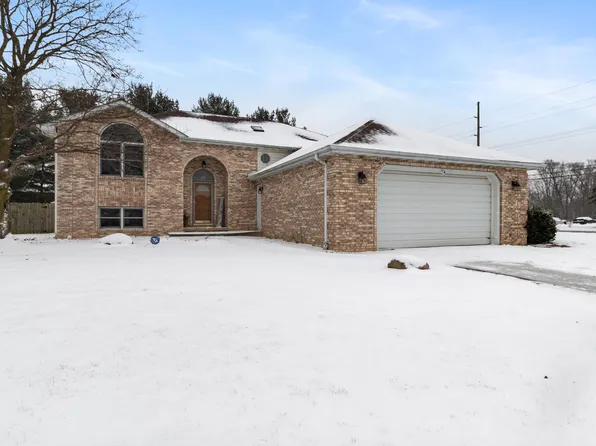 993 Springdale Dr, Hobart, IN 46342