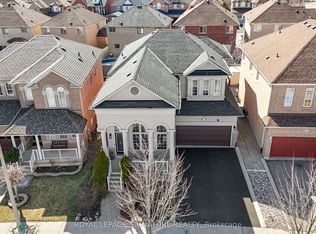 18 Vellore Woods Blvd, Vaughan, ON L4H 1Y6